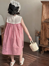 DAZY Young Girl Contrast Lace Sleeveless Round Neck Dress